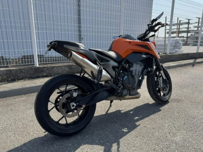 790 DUKE L