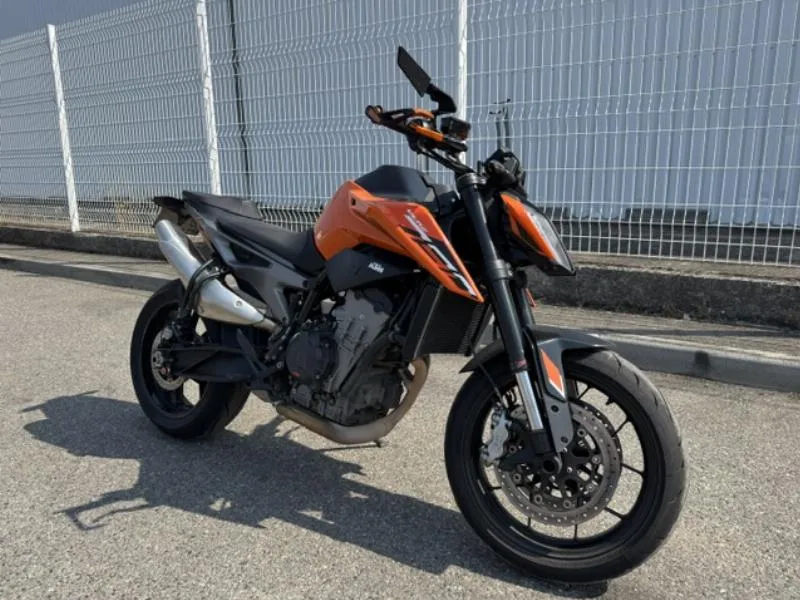 790 DUKE L
