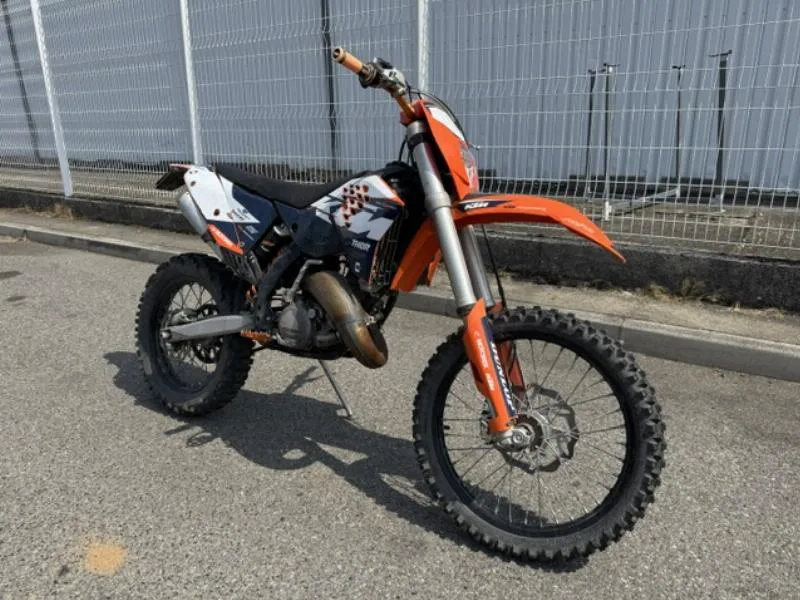 125 EXC