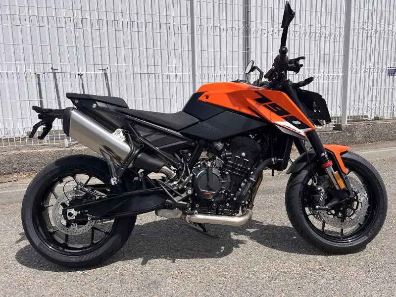 790 DUKE L