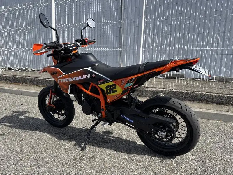 390 SMC R