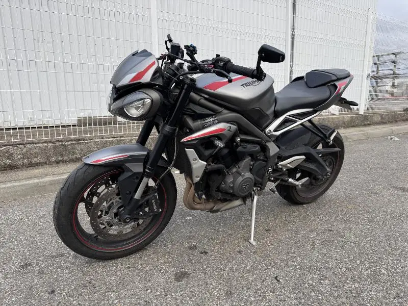 STREET TRIPLE 765 R