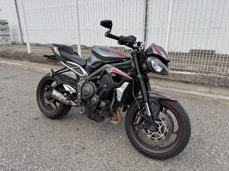 STREET TRIPLE 765 R