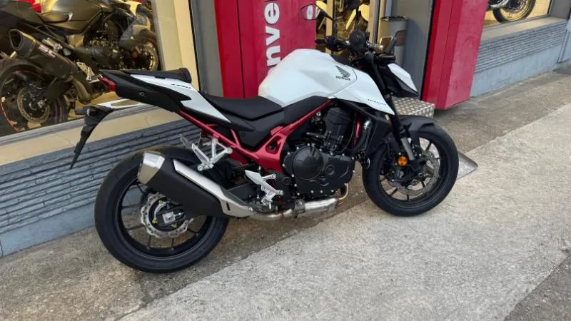 CB750 HORNET