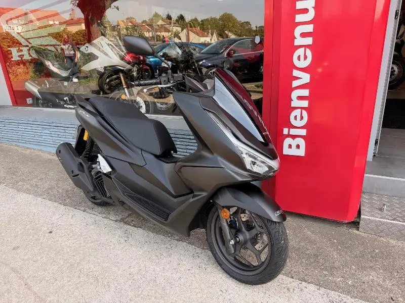 PCX 125