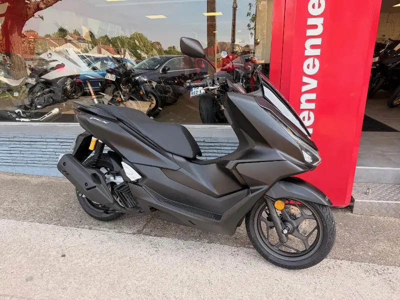 PCX 125