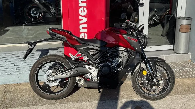 CB 125