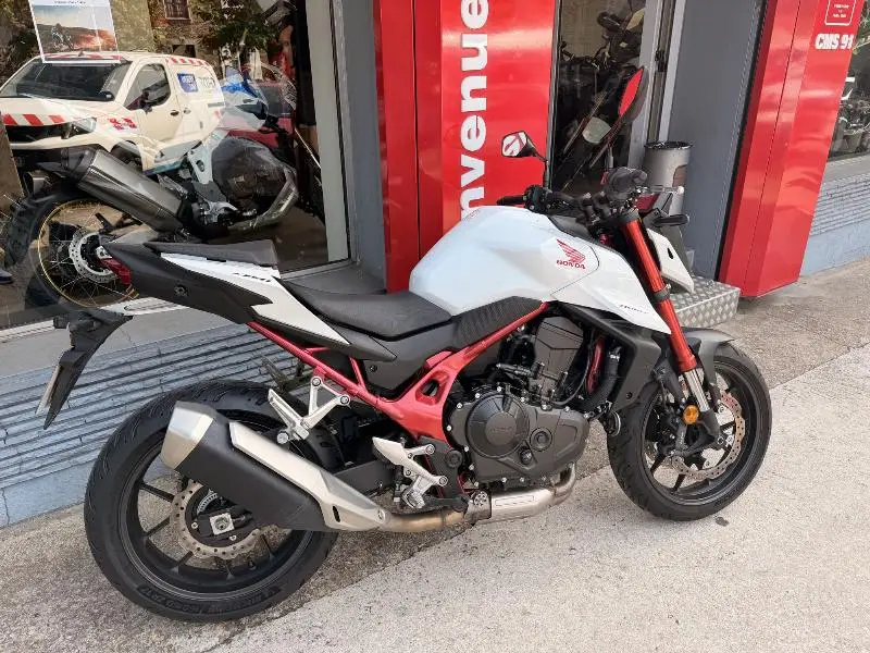 CB 750 HORNET