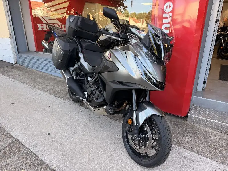 NT 1100 DCT
