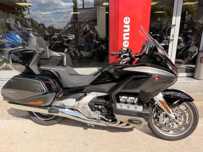 GL 1800 GOLDWING TOURING DCT