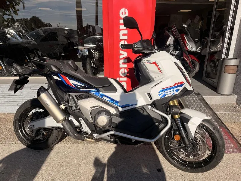 XADV 750