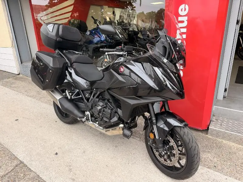 NT 1100 DCT