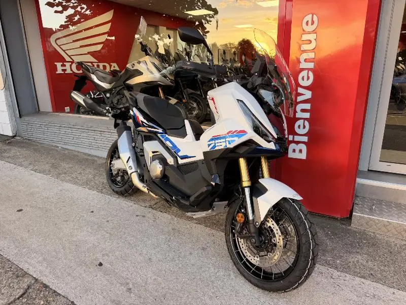 XADV 750 DCT