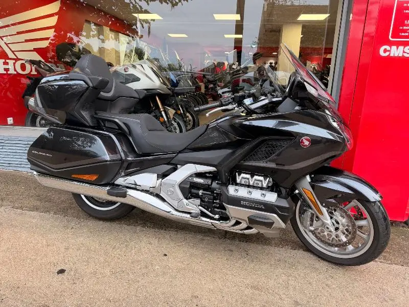 GL 1800 GOLDWING TOURING DCT