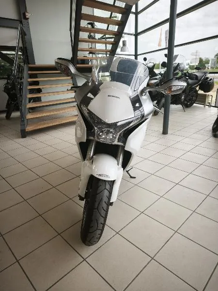 VFR 1200