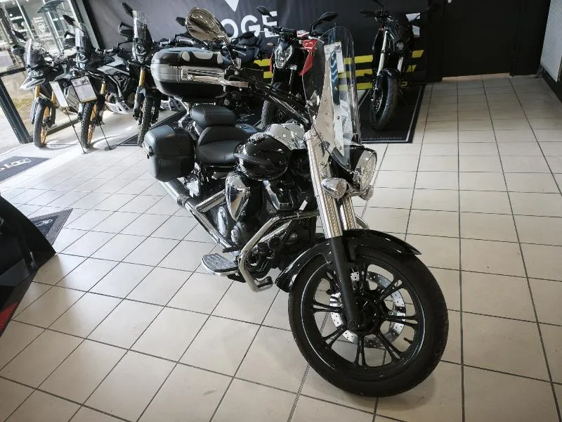 XVS 950