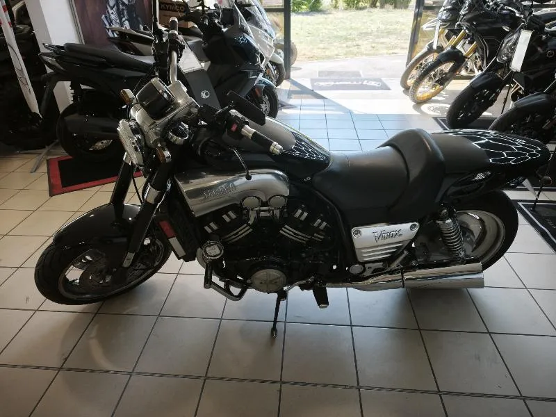 VMAX 1200