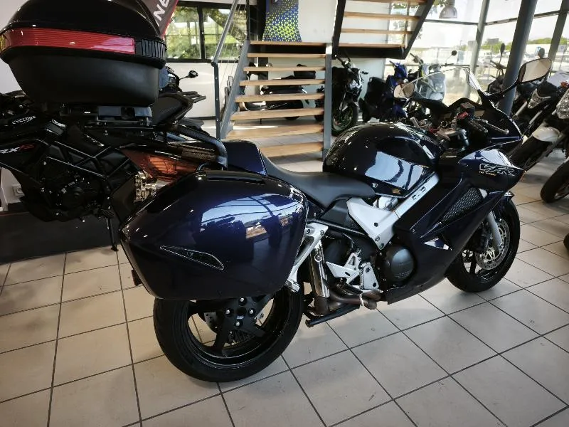 VFR 800 VTEC
