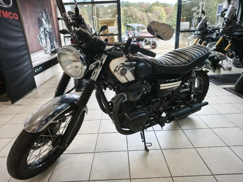 1100 SX SE