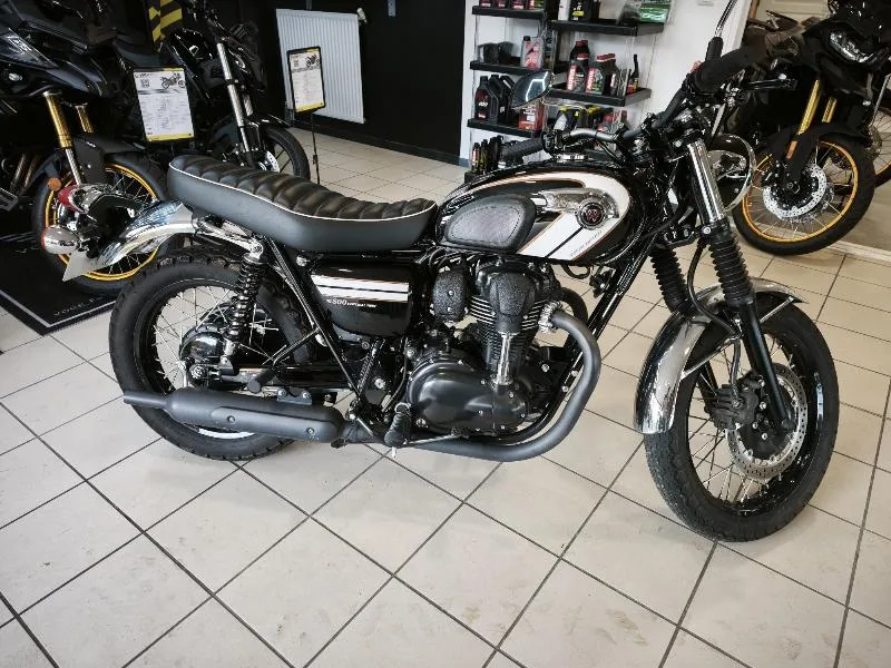 1100 SX SE