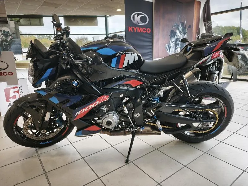 M 1000 R