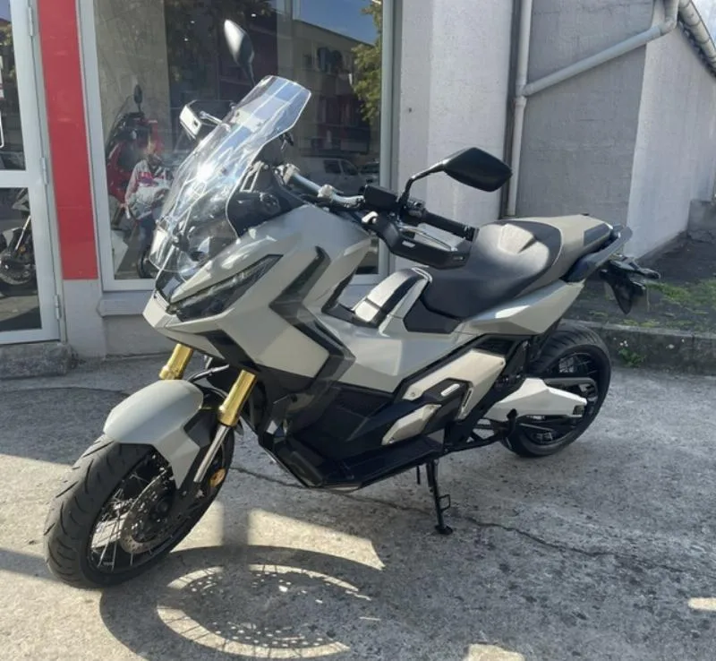 XADV