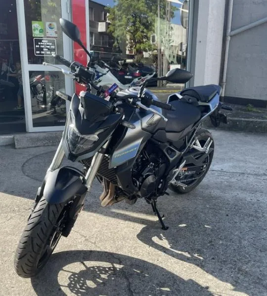 CB 750 HORNET