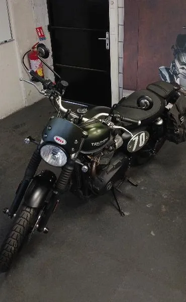 STREET SCRAMBLER  900