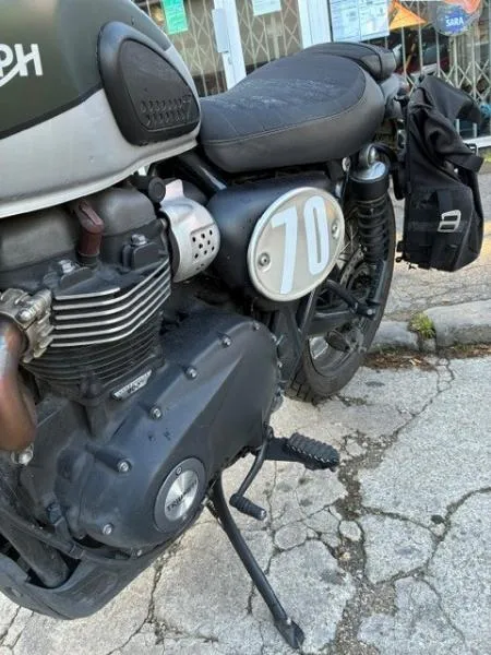 STREET SCRAMBLER  900