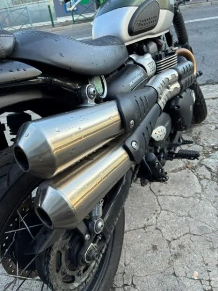 STREET SCRAMBLER  900