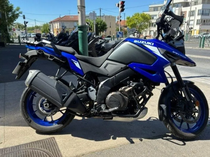 DL VSTROM 1050