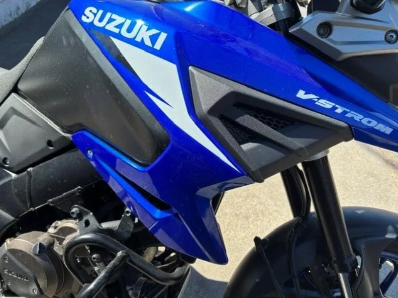 DL VSTROM 1050