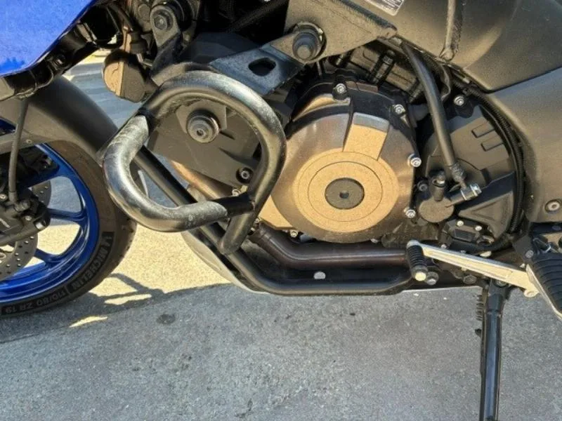 DL VSTROM 1050