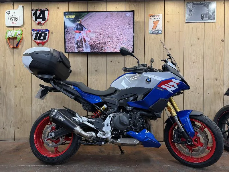 F 900 XR