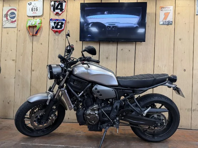 XSR 700
