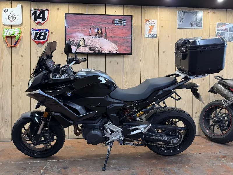 F 900 XR