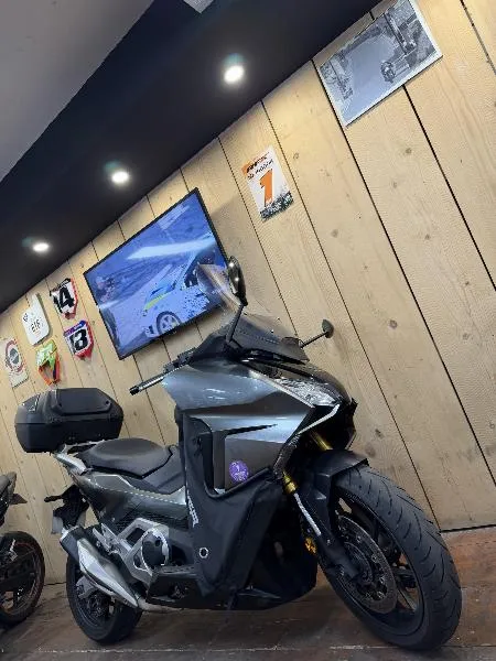 NSS FORZA 750