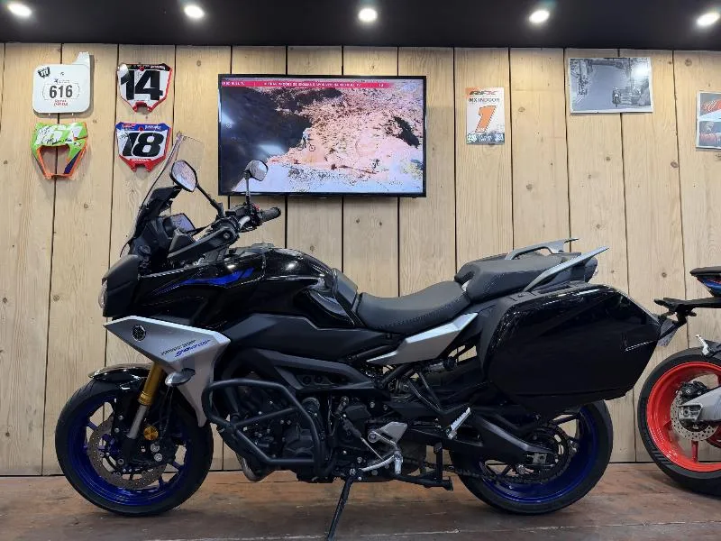 TRACER 900 GT