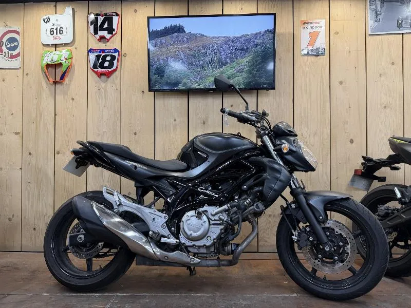 GLADIUS 650