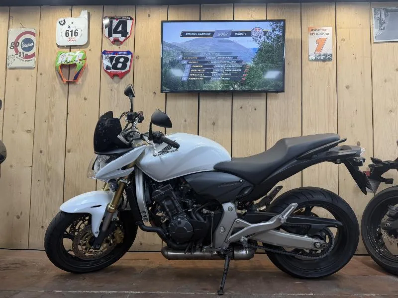 CB 600 HORNET