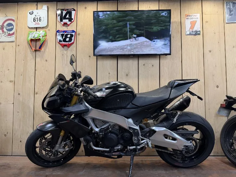 TUONO 1100  V4 RR