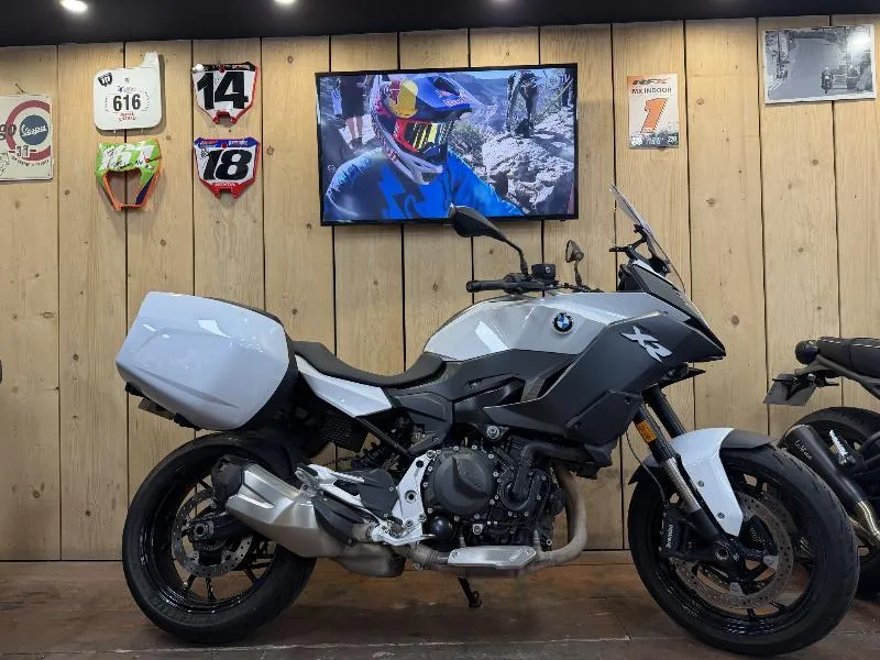 F 900 XR