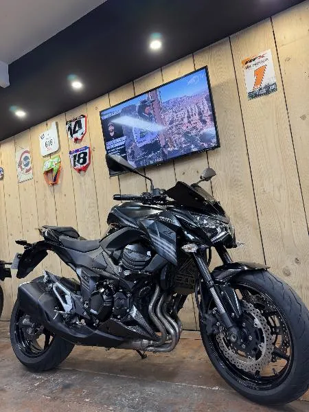 Z 800 E 
