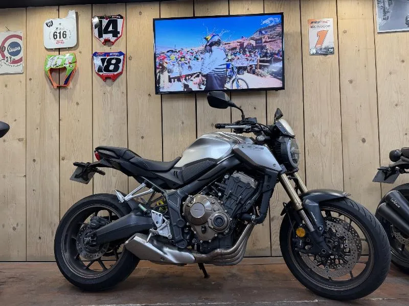 CB650R Neo Sports Café
