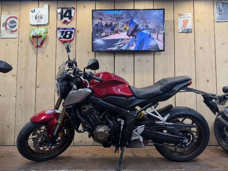 CB650R Neo Sports Café