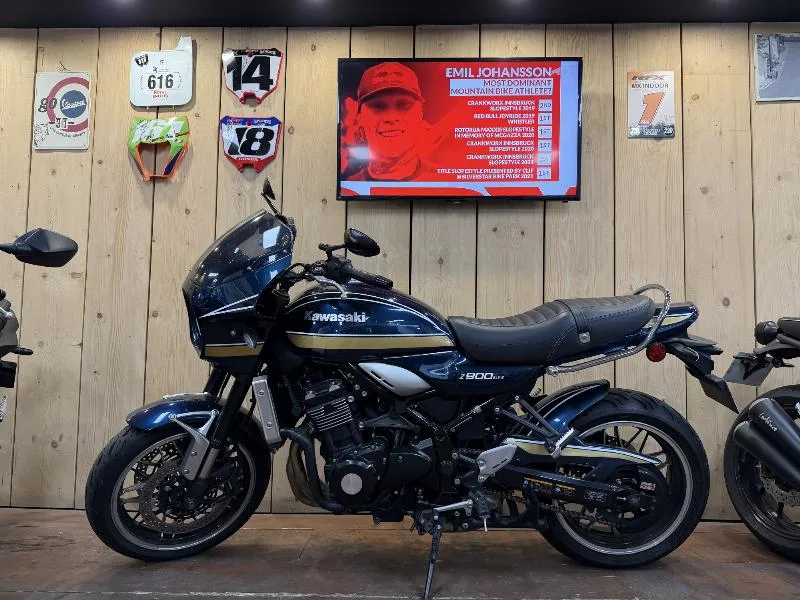 Z 900
