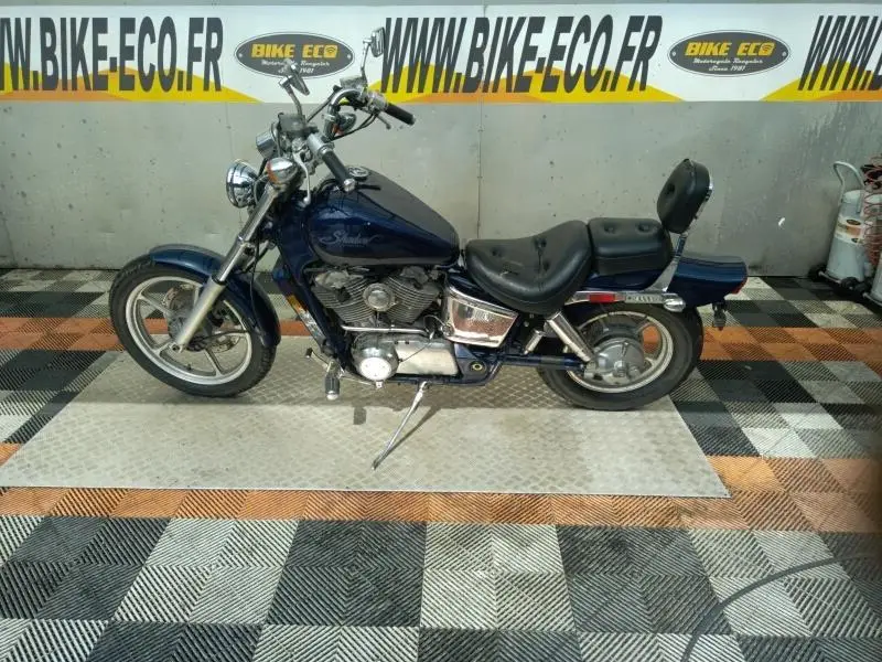 VT SHADOW 1100