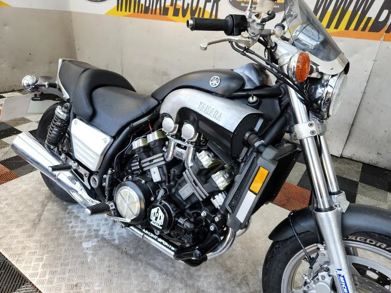 VMAX 1200