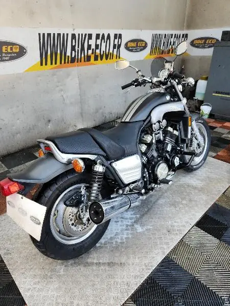 VMAX 1200