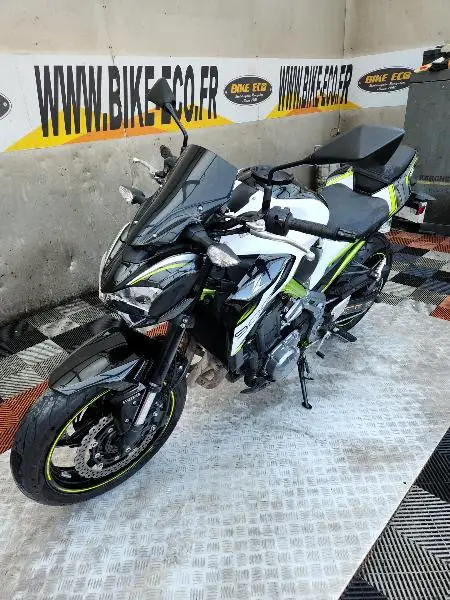 Z 900
